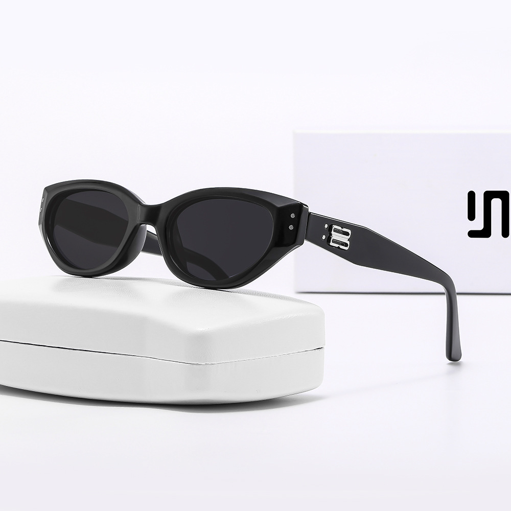 Designer Sunglasses For Women & Men Uv Resistant Small Frame_voghion.com