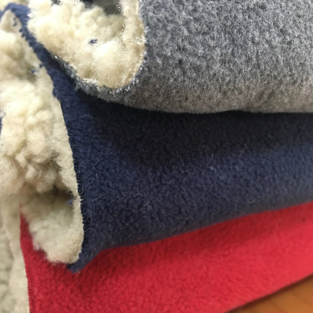 专业生产出口 北欧羊羔毛复合摇粒绒面料 sherpa bonded polar