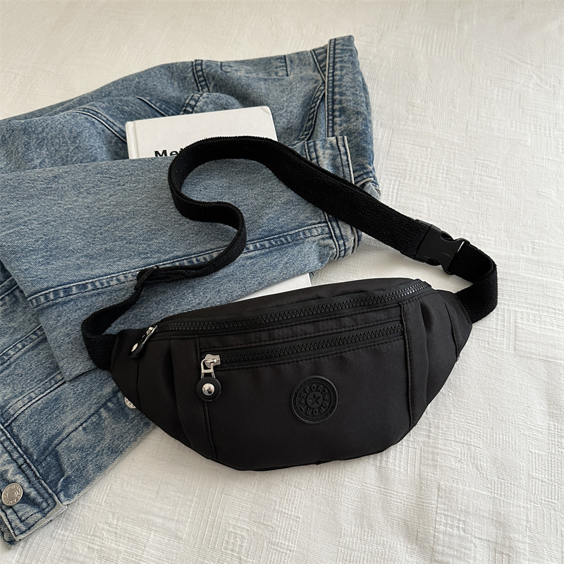 Nuevo nicho de diseño de bolso de cintura para hombres tendencia de personalidad estética 2024 verano almacenamiento de teléfonos móviles bolso de pecho de aire deportivo