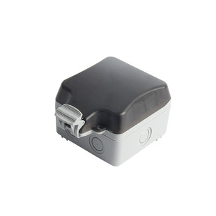 ��������⠝�ڲ����׺�IP66���ϽӾ���ԡ�һ��@�l���g������ˮ��