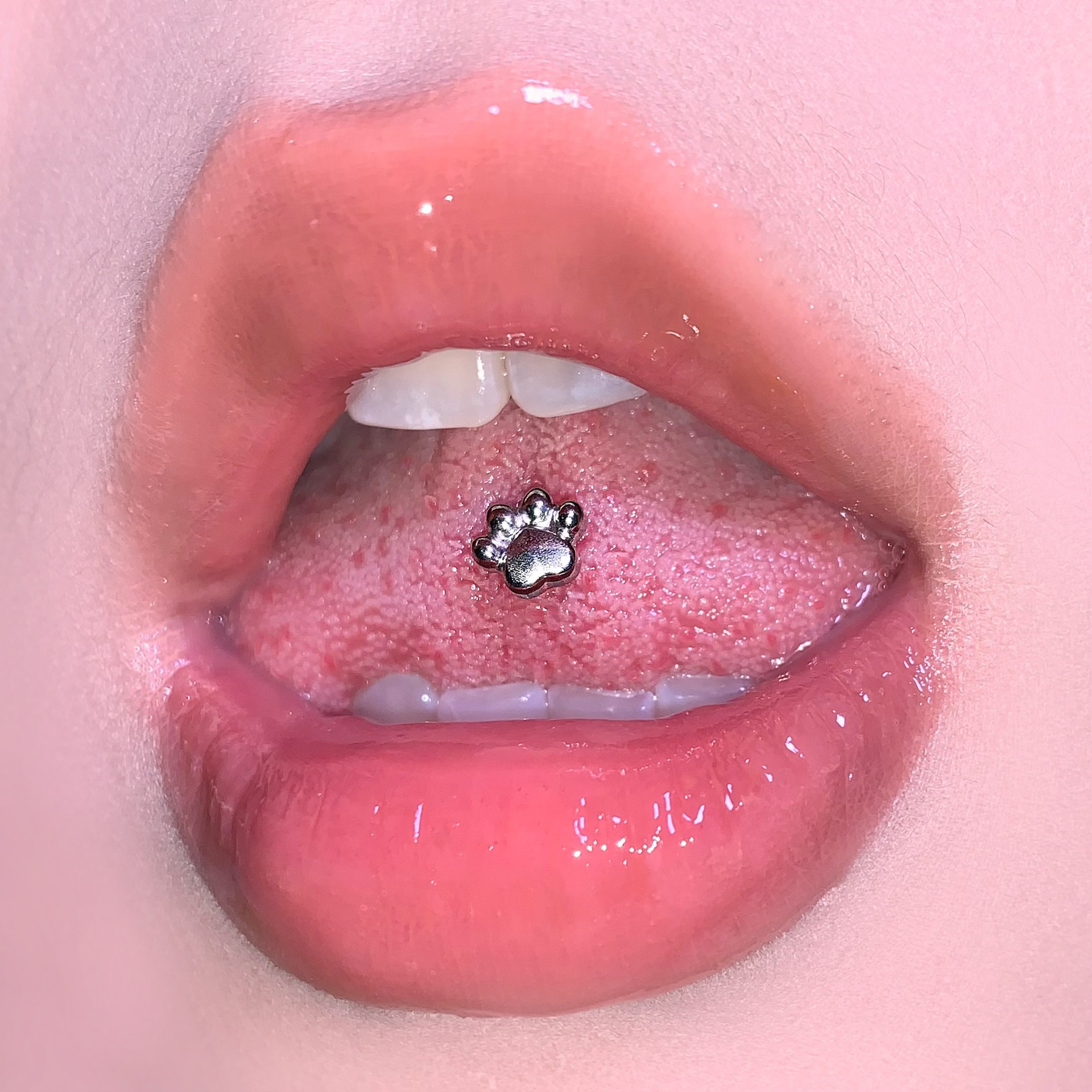Pointed titanium steel lip stud product view