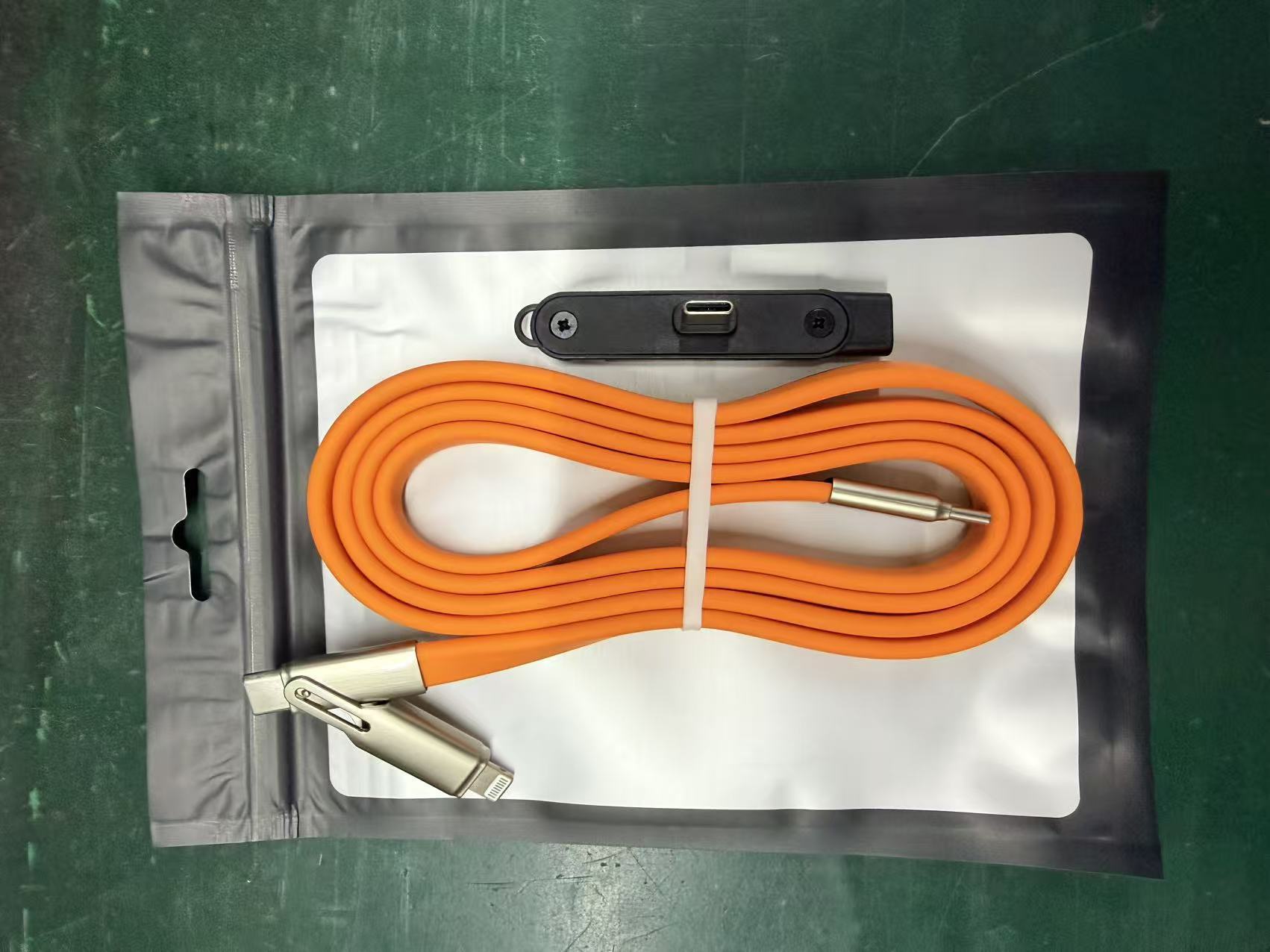 Adaptador de cable de datos de soporte de 240W para carga de teléfonos móviles 2 en 1 tipo-c de carga súper rápida para iPhone Huawei