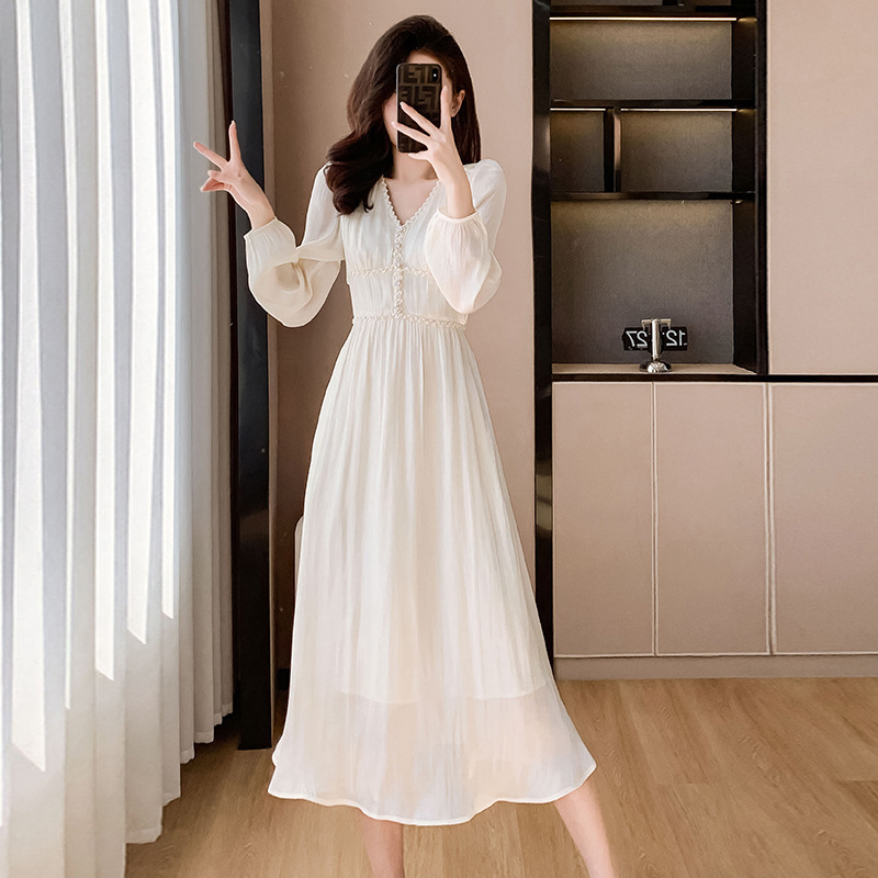 French Chiffon White Dress for Women 2025 Spring New Long-Sleeved Waist Slimming Look Gentle Style V Neck Mid-Length Skirt