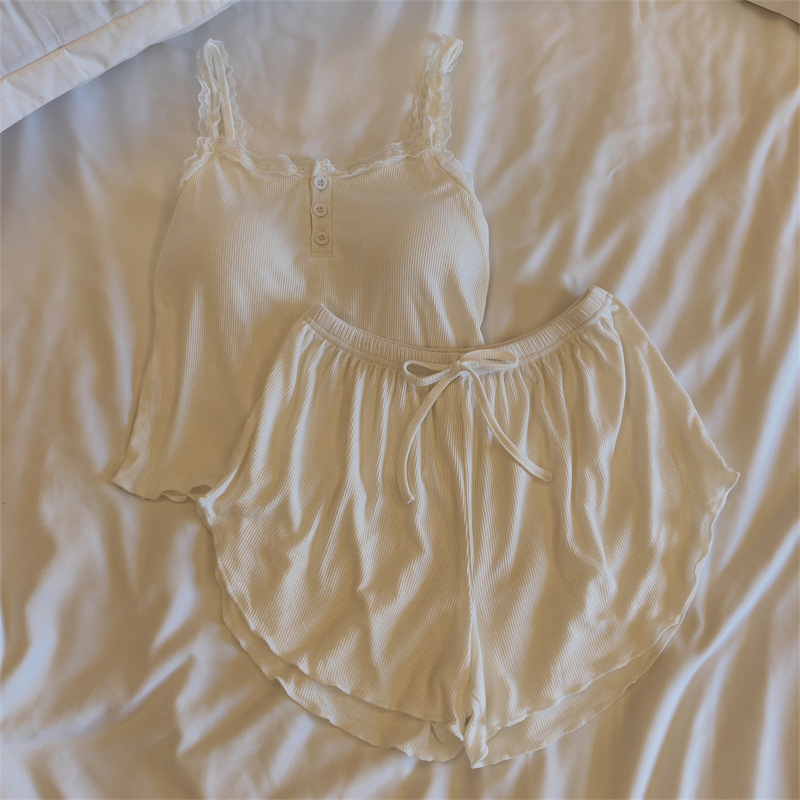 3093 # 흰색 (가슴 패드 포함)