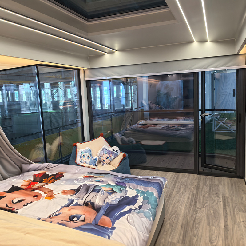 Habitación Contenedor, habitante, cápsula espacial, móvil, exterior, celebridad de Internet, atracción turística, casa de familia, vista al mar, casa integrada, sala de observación