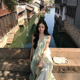 韩系气质艺术生明媚穿搭薄纱背心连衣裙女春夏薄荷曼波绿裙子长裙