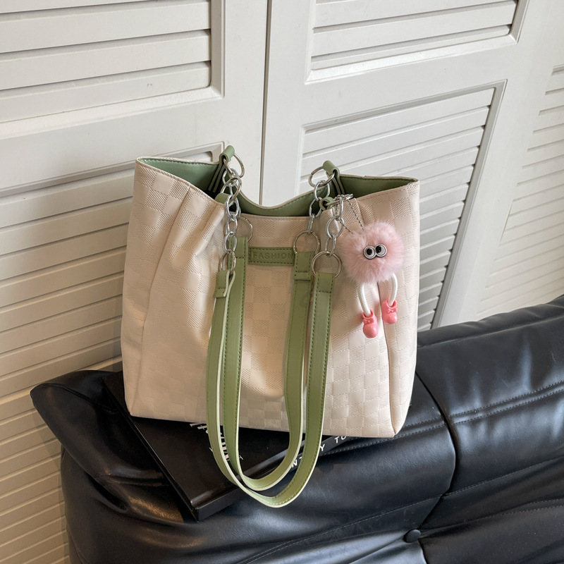 Bolsa de hombro a cuadrillas de alto nivel 2024, nueva bolsa de viaje simple de gran capacidad para estudiantes universitarios.