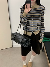 2025秋冬季新款时尚翻领长袖撞色条纹设计感全羊毛针织开衫女毛衣