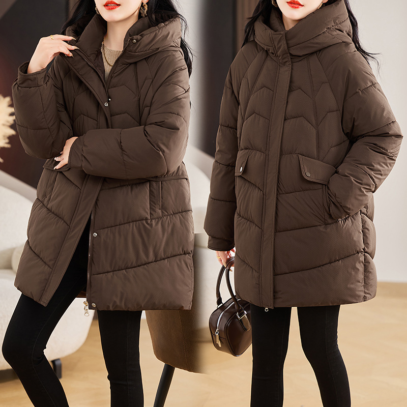 Invierno de 2025 nuevo estilo de estilo universitario estilo largo de moda ocio engrosado algodón chaqueta de algodón image 2