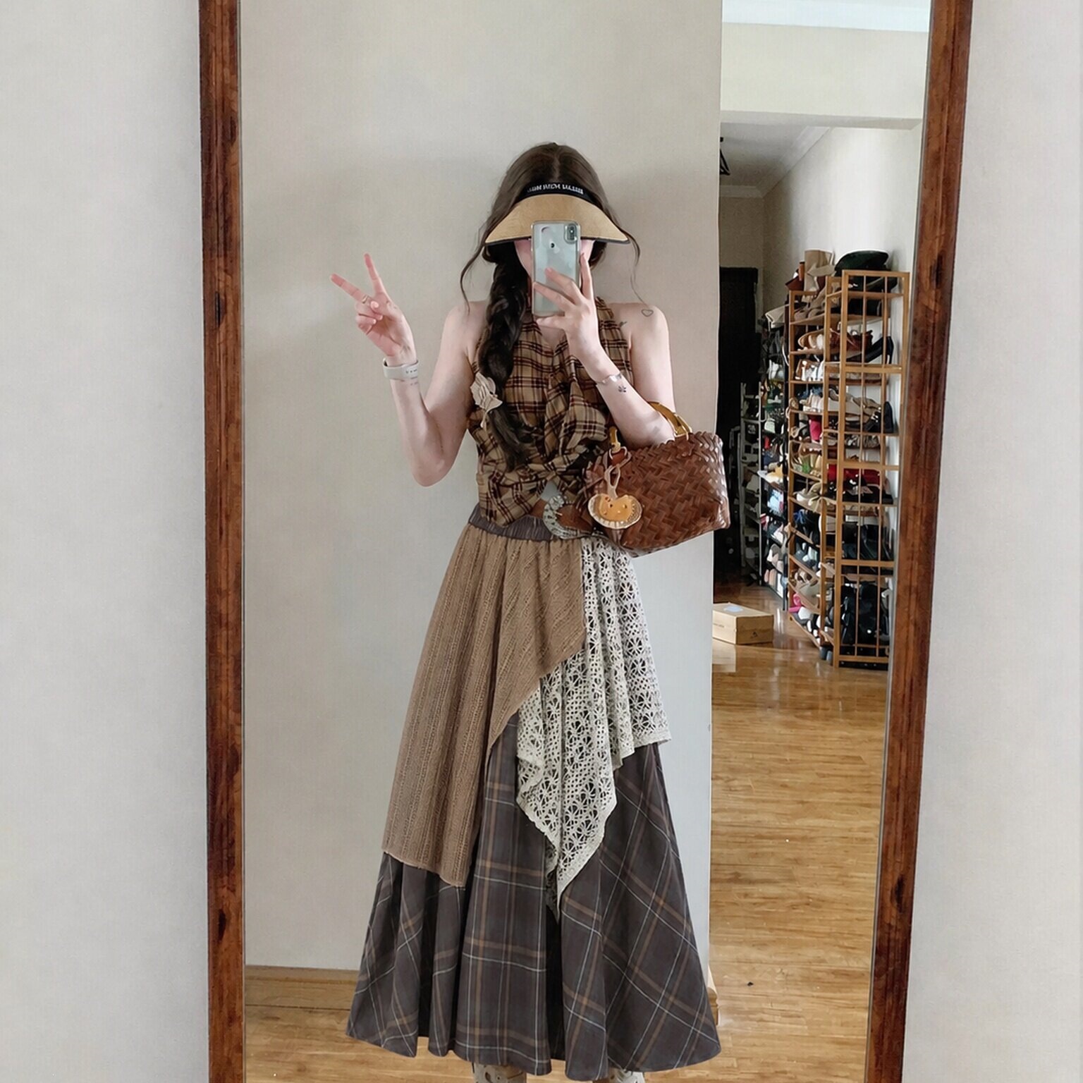 Wasteland-style patchwork skirt for women, early autumn, suitable for vacations in Dali, Yunnan, high-waisted irregular long skirt
