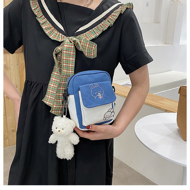 Women's Small Canvas Animal Color Block Cute Square Zipper Shoulder Bag Crossbody Bag display picture 3