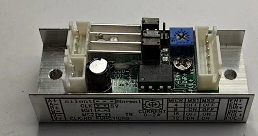 Малый драйвер шагового двигателя. Промышленный стандартный интерфейсный разъем удобный и высококачественный.