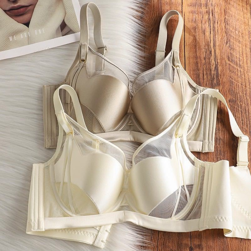 Sexy Hollow-Out, Lightweight, Breathable Satin Bra with No Underwire, Push-Up Effect for Large Busts, Minimizes Side Breasts, Soft Underwire Bra