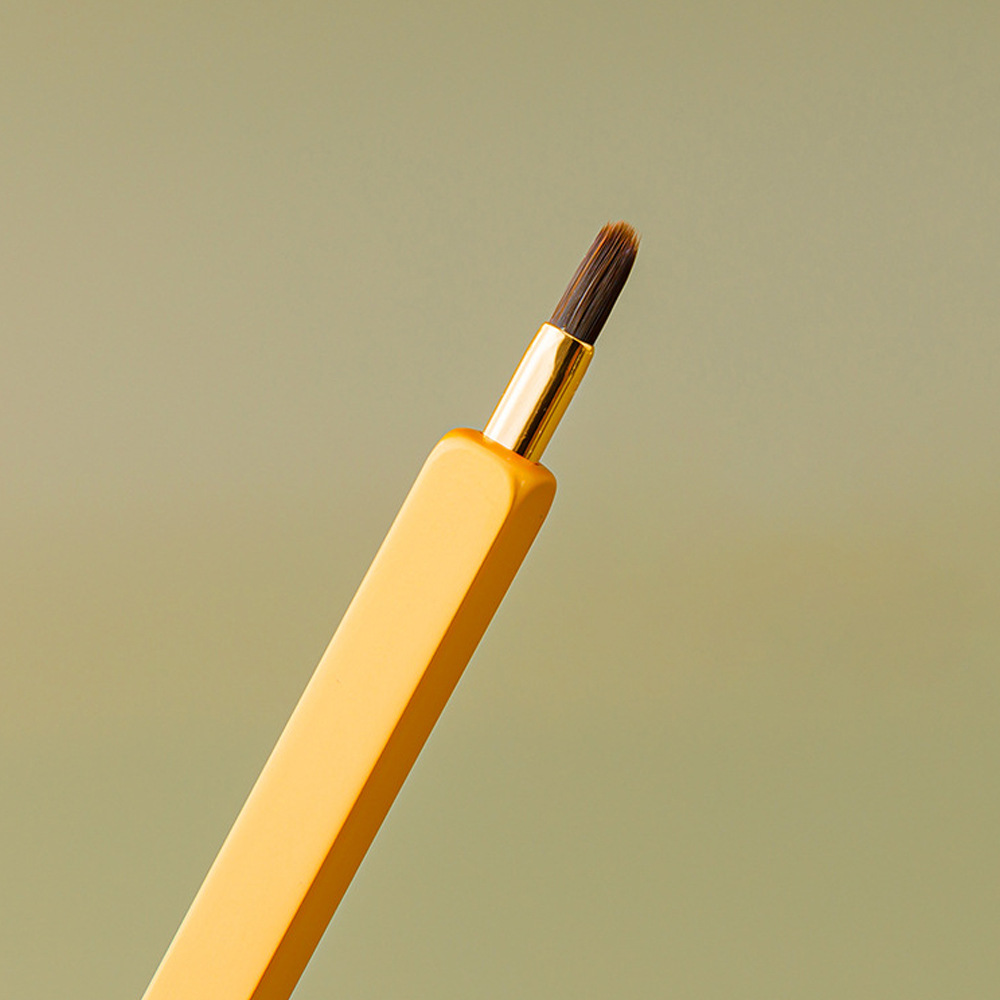 Zhuolya mini cepillo de labios al por mayor Cangzhou belleza herramientas corrector lápiz labial maquillaje cepillo portátil retráctil cepillo de labios con tapa