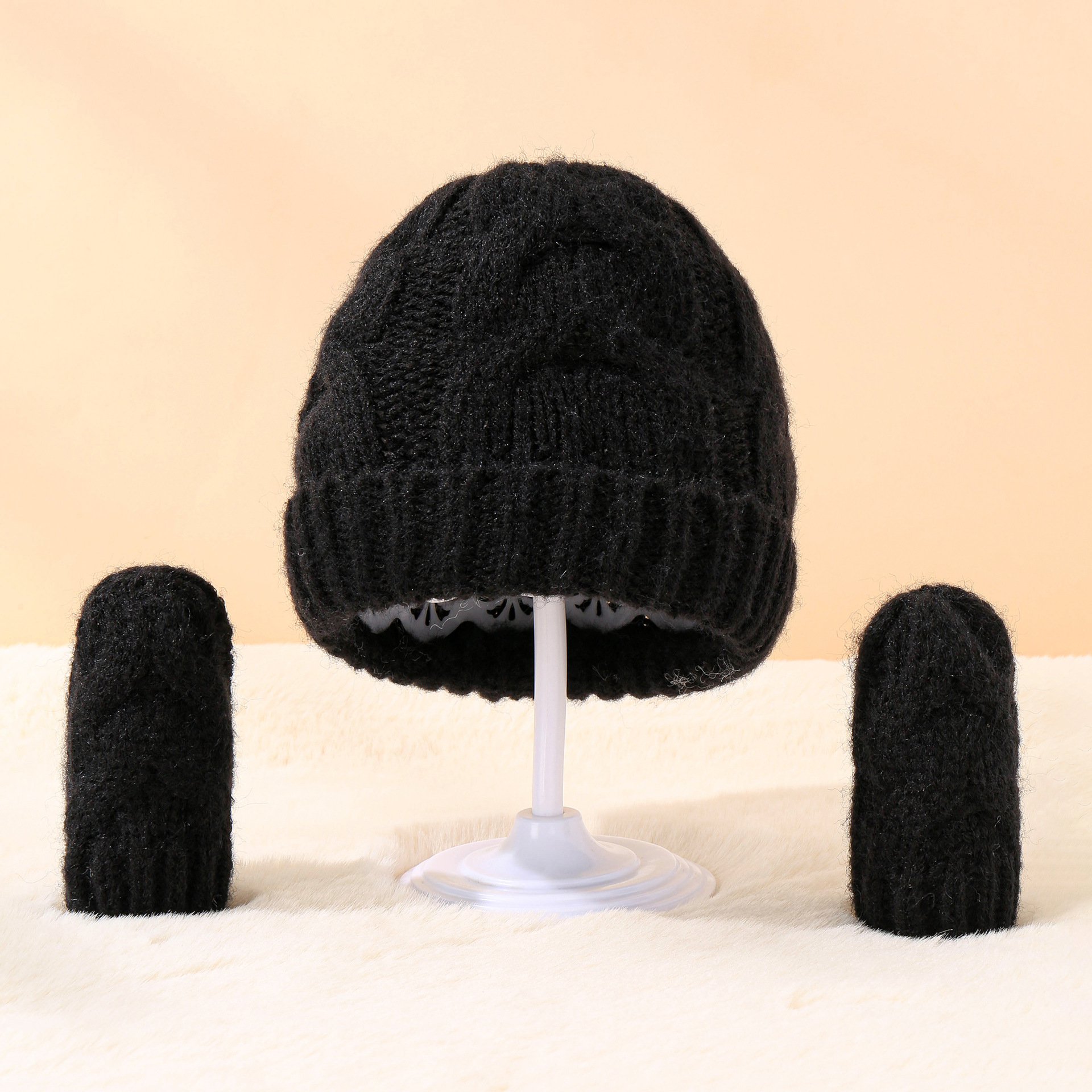 Kid's Fashion Solid Color Braid Wool Cap display picture 4