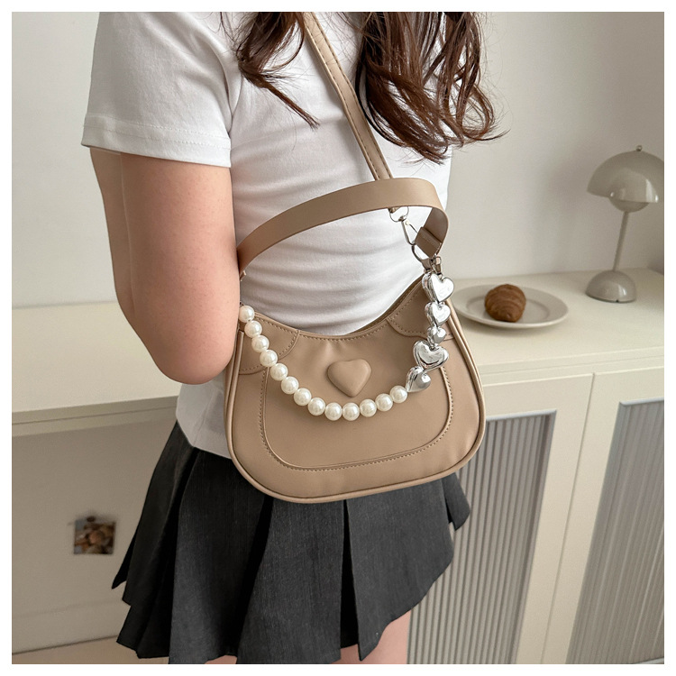 391g Weight Polyester Lining Material Beading, Sewing Thread Fashion Element Zipper Closure Type Single Shoulder Strap Strap Type Underarm Bag Bags Type Casual Occasion Pu Leather Material Heart Shape Pattern All Seasons Season Women's Gender Streetwear Style Dumpling Shape Shape Small Size Women's Small Pu Leather Heart Shape Streetwear Beading Sewing Thread Dumpling Shape Zipper Underarm Bag 11