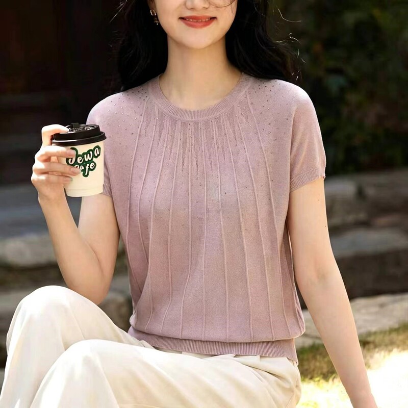 2026 Summer New Short-Sleeve T-Shirt for Middle-Aged Women, Ice Silk Top, Fashionable Mom Summer Wear, Mother's Day Blouse for Women