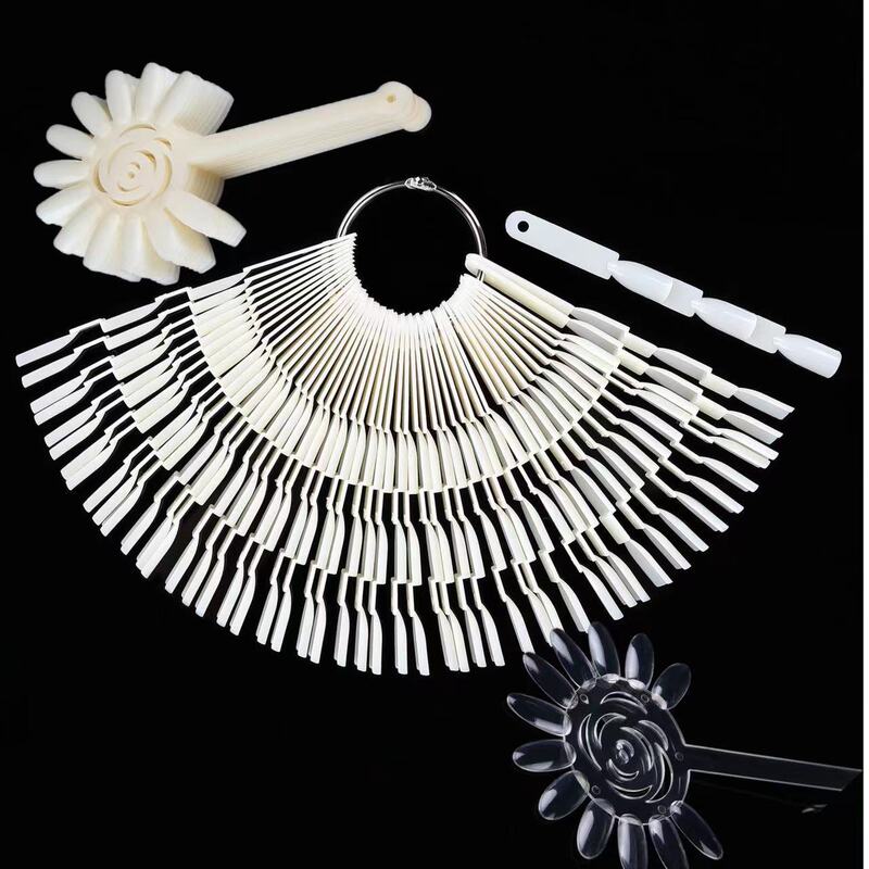 Step into the World of Manicure with the Little Sun Fan-Shaped 3-in-1 Nail Polish Color Palette, Featuring 150 Colors in a Bamboo-Style Color Card with a Transparent Natural Shell Design