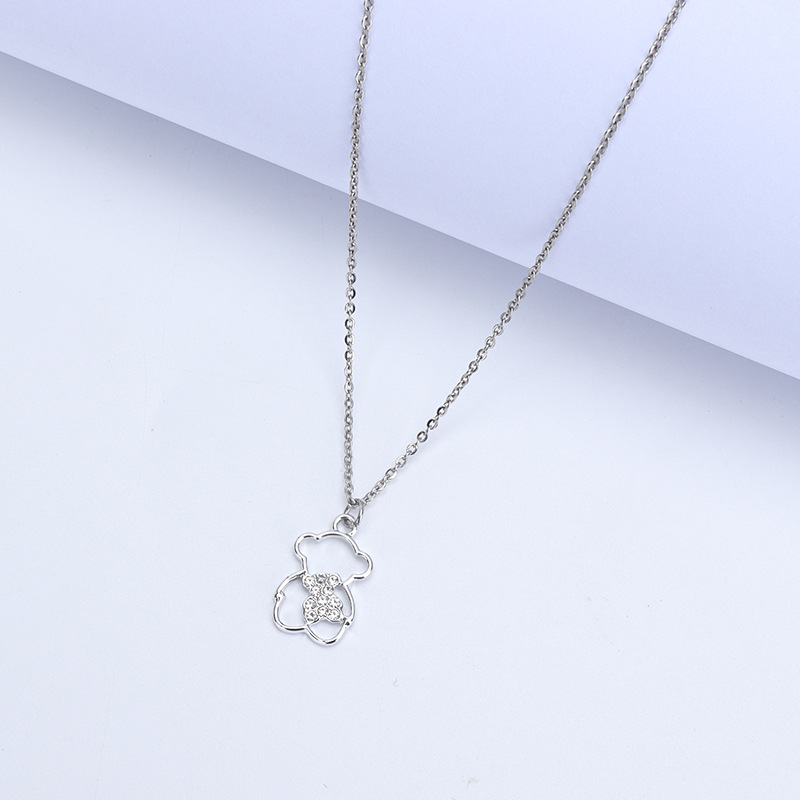 Collier en acier titane pour femme avec pendentif diamant_voghion.com