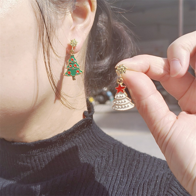 ピンクのクリスマスツリーの五つ星のイヤリングの女性のファッションは軽くて贅沢な気質が甘いです。|undefined