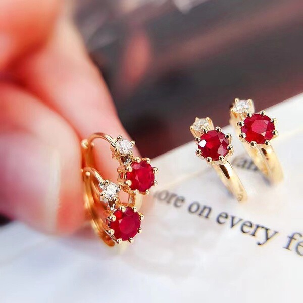 Retro sophisticated crystal earings with zircon