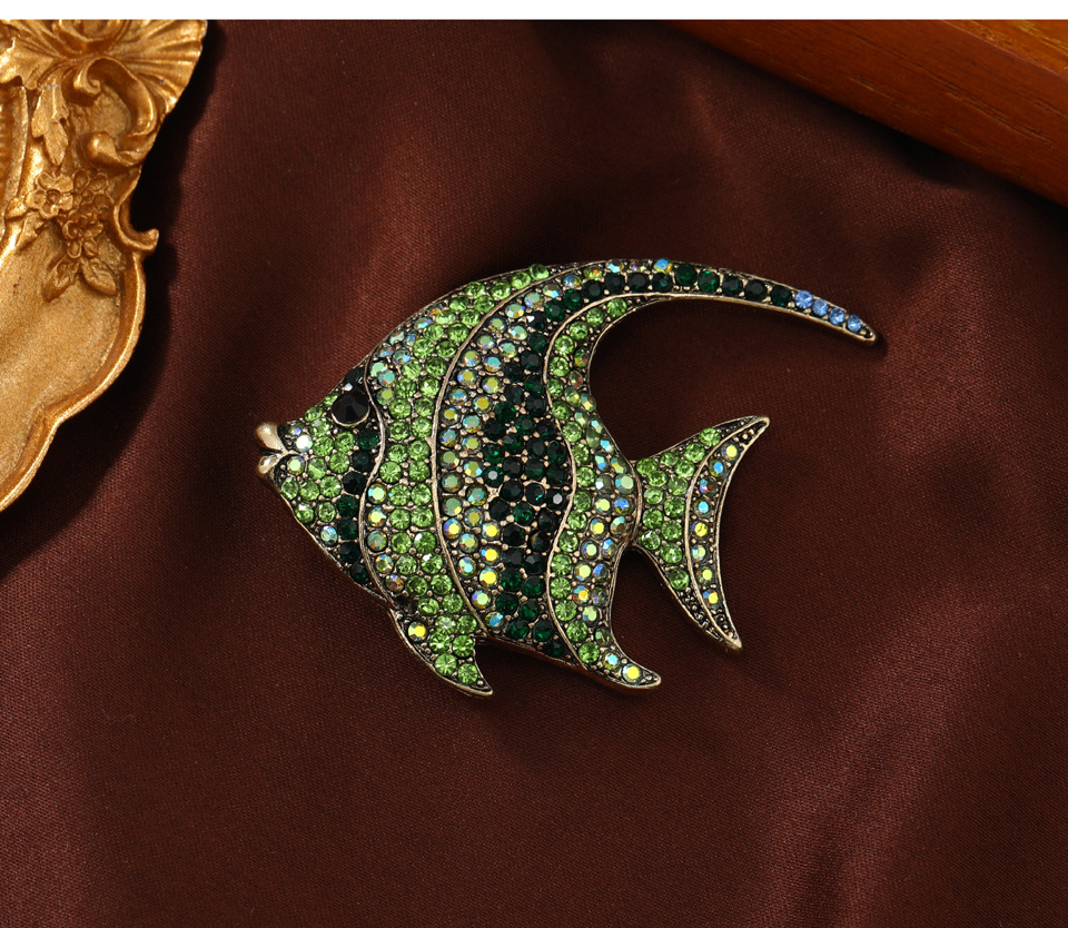 Rétro Brillant Poisson Alliage Placage Incruster Strass Unisexe Broches display picture 5