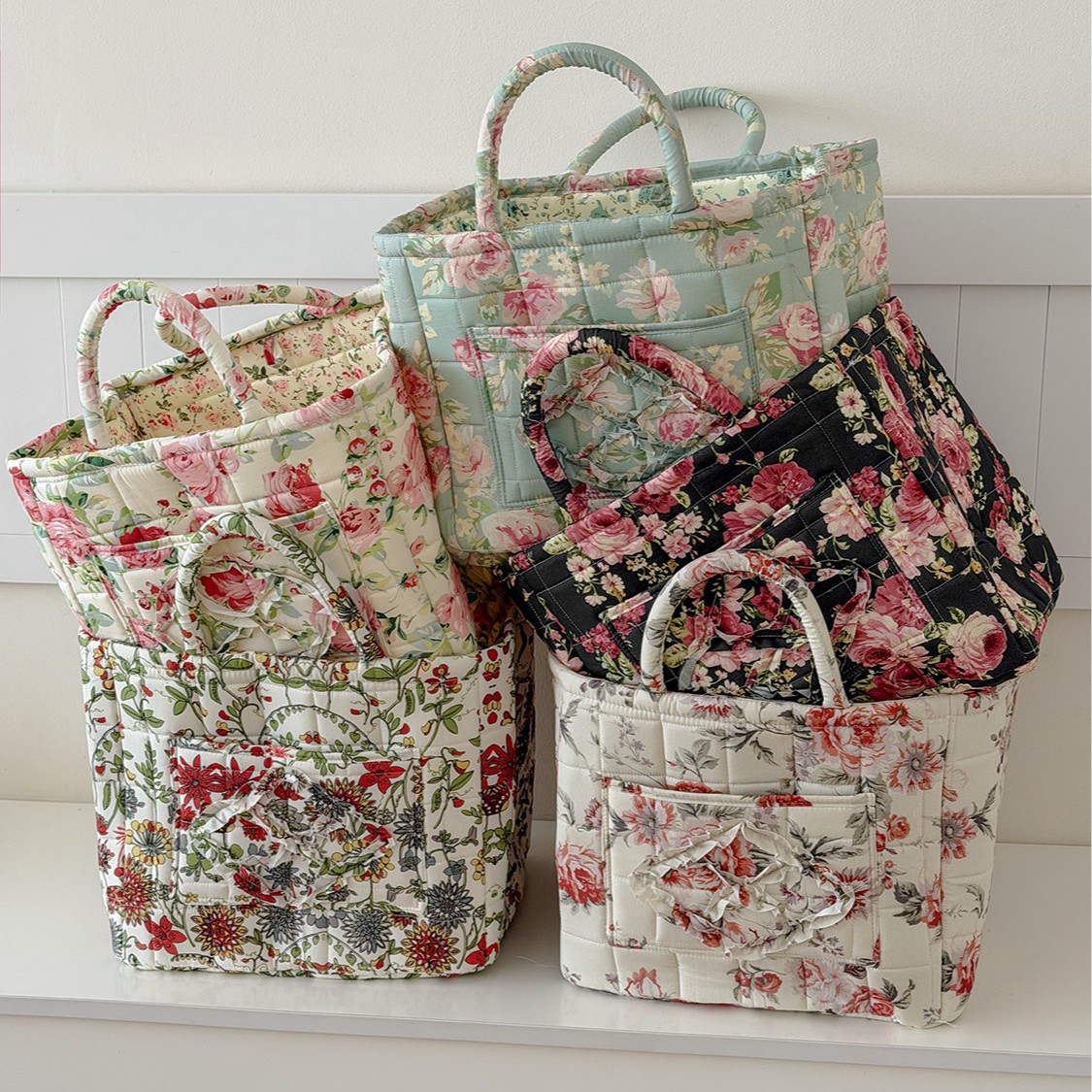 Cross-Border Large Flower Series Storage Baskets, High Aesthetic Value, Lightweight Storage, Pastoral Style, Foldable Clothing Portable Storage Baskets