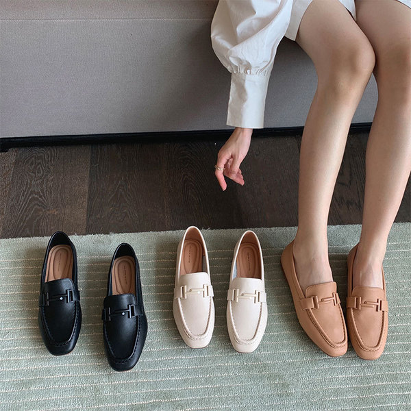 Universal shoes for summer and autumn