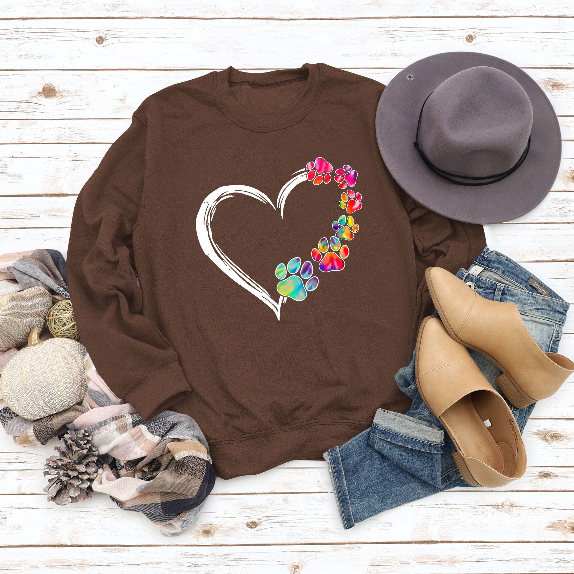 Amazon desea el día de San Valentín europeo y americano Otoño e Invierno tops de mujer Comercio exterior europeo y americano amor perro impreso colorido suéter impreso