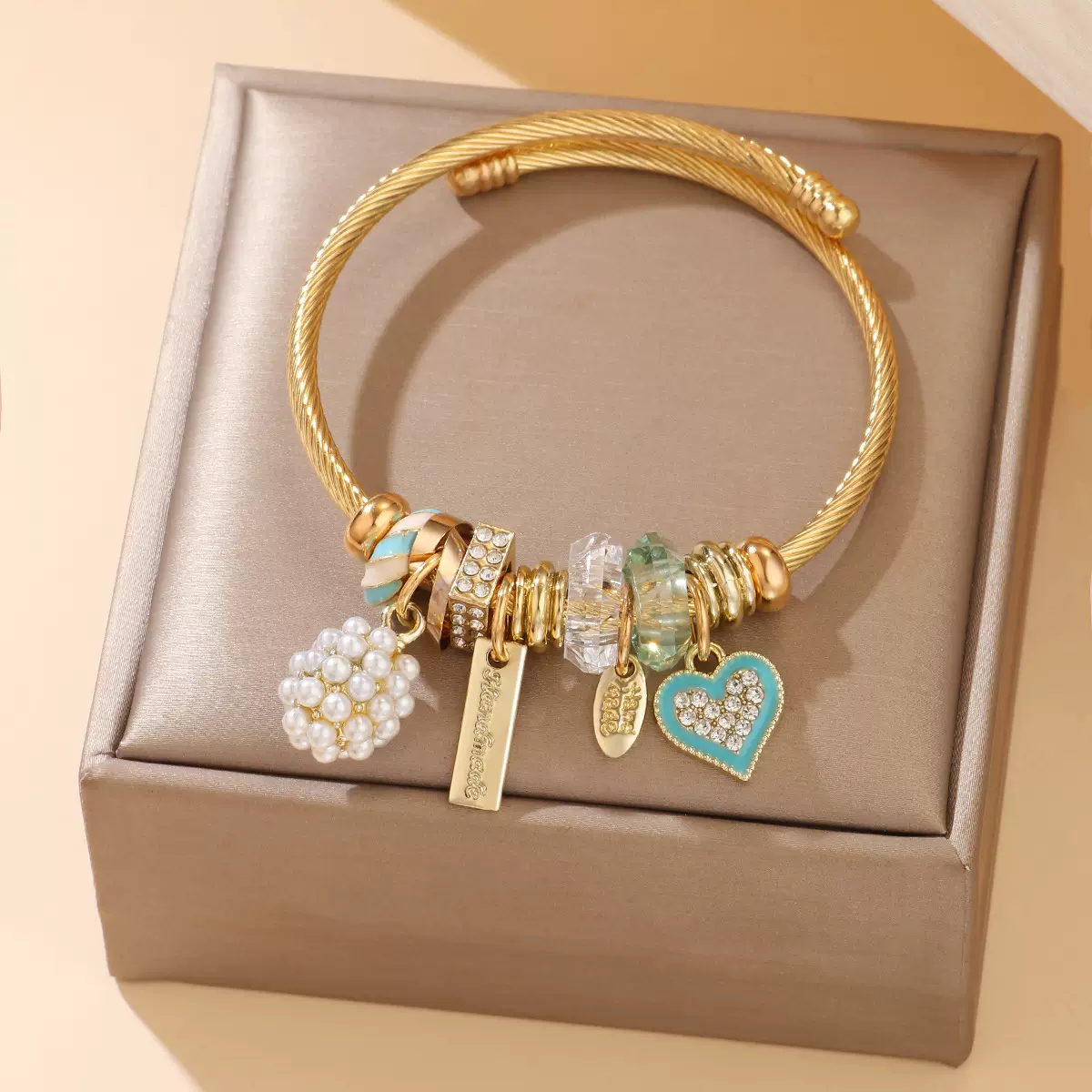 潘家园新款不锈钢手工串珠手镯女精致个性小众设计感手串高级感