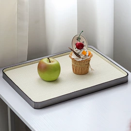 金属工艺品;树脂工艺品;水晶工艺品