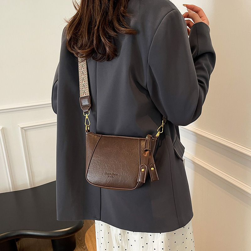 One-shoulder bag
