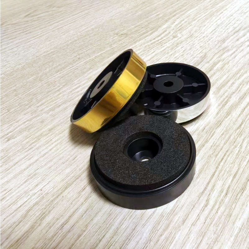 Black doormat, speakers, furniture, gold and silver, 40×10mm 4