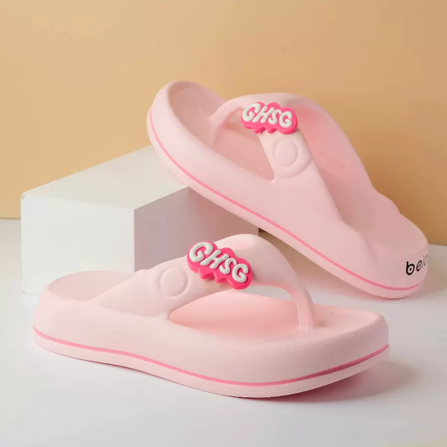 新款女士防滑人字拖女休闲防滑海边度假沙滩洗澡凉拖鞋供直播