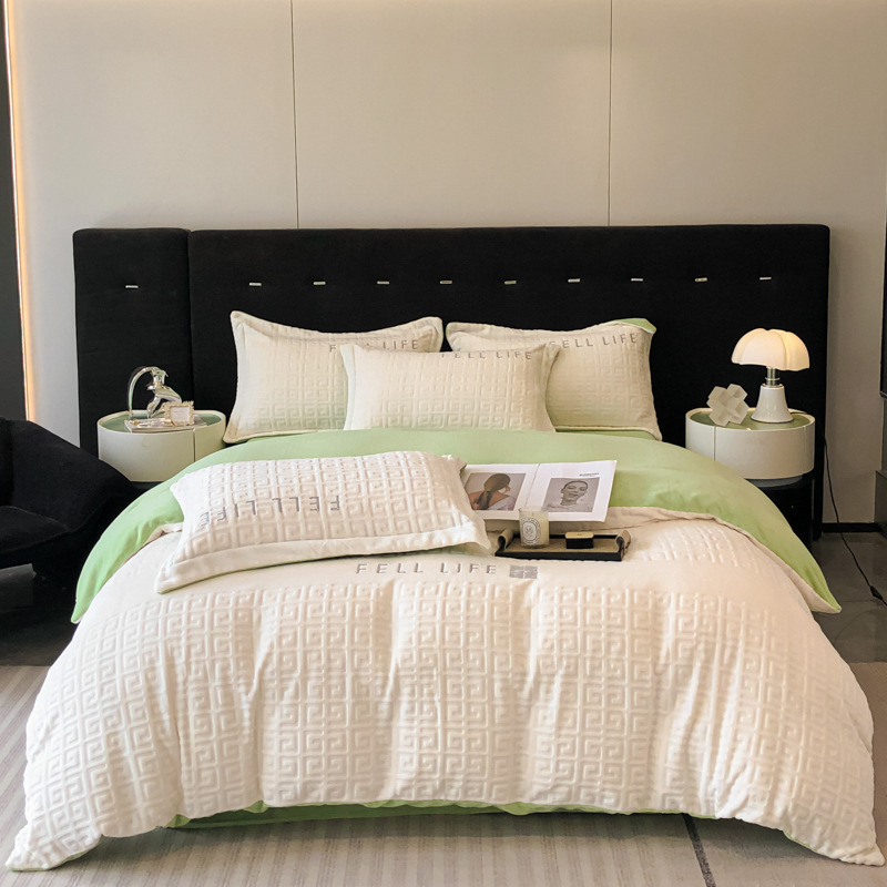 우아한 흰색 + 녹색