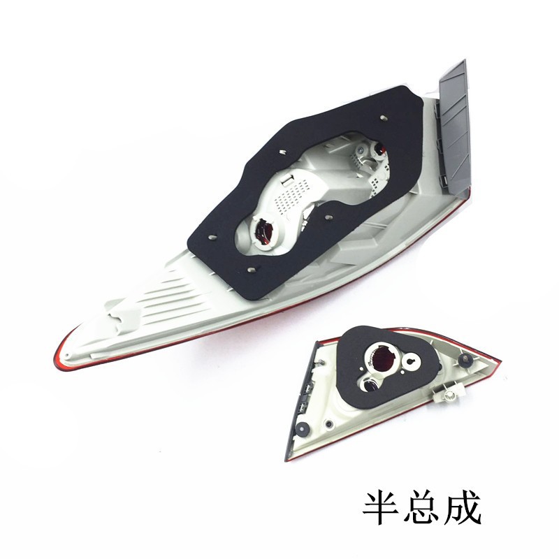Suitable for modern cable eight tail lamp half assembly 11/12/13/14 Sonata eight generation rear tail lamp brake lamp