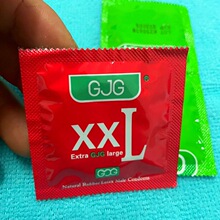 全球通文版外贸工厂直销condoms避孕套65mm大号套散装套批发