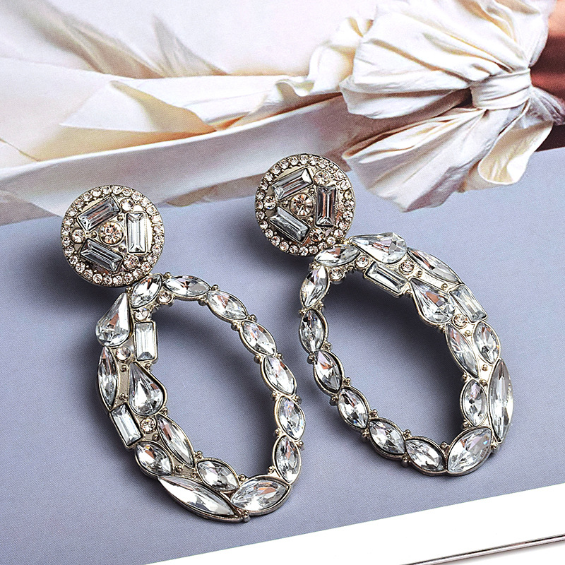 1 Pair Luxurious Geometric Inlay Alloy Rhinestones Glass Drop Earrings display picture 2