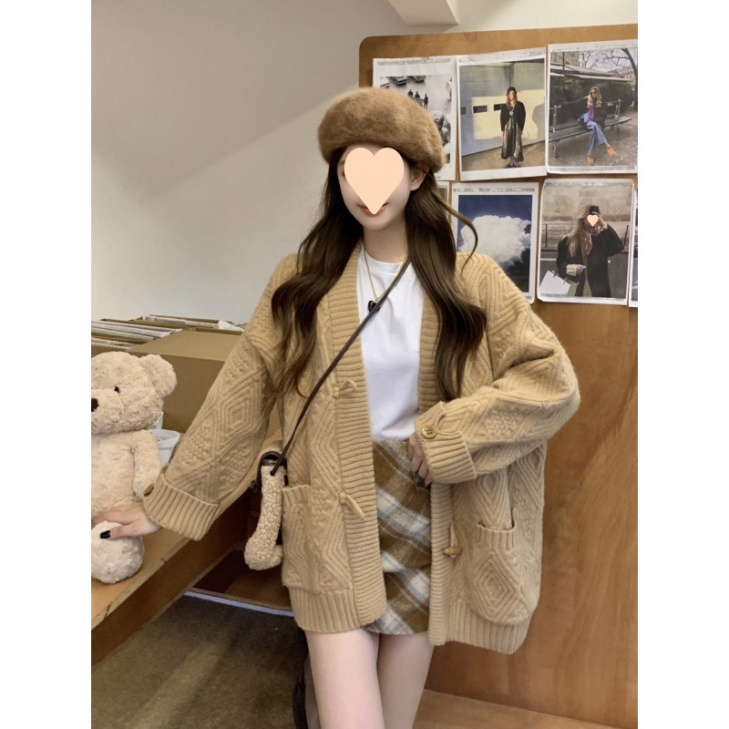 New autumn and winter horn button cardigan sweater jacket for women loose and lazy style thickened sweater top