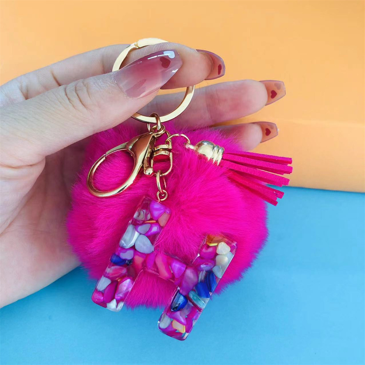 32g Weight Bag Pendant, Keychain Classification 1 Piece Quantity Holiday, Party Occasion Resin Material Letter, Hairball Pattern Unisex Gender Simple Style, Commute Style Simple Style Commute Letter Hairball Resin Unisex Bag Pendant Keychain 9