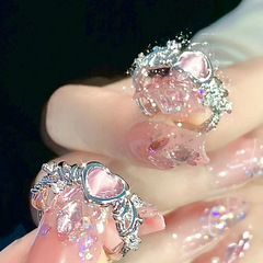 Niche design pink love thorn imitation cat's eye zircon ring for women with sweet and cool style, fashionable temperament and versatile ring