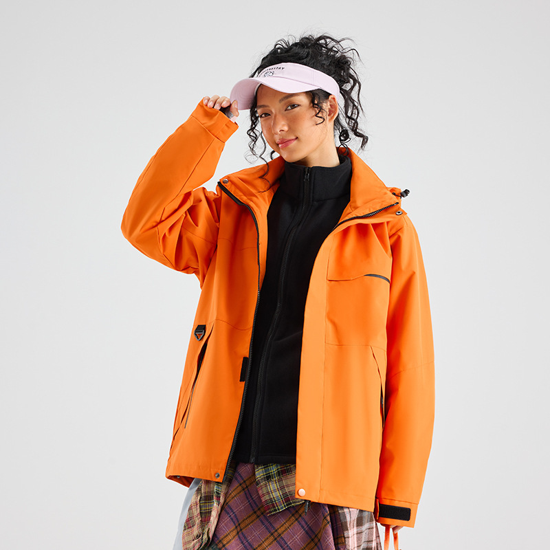 秋季新款户外服装男女同款防风防寒武功山徒步冲锋衣情侣单冲登山|undefined