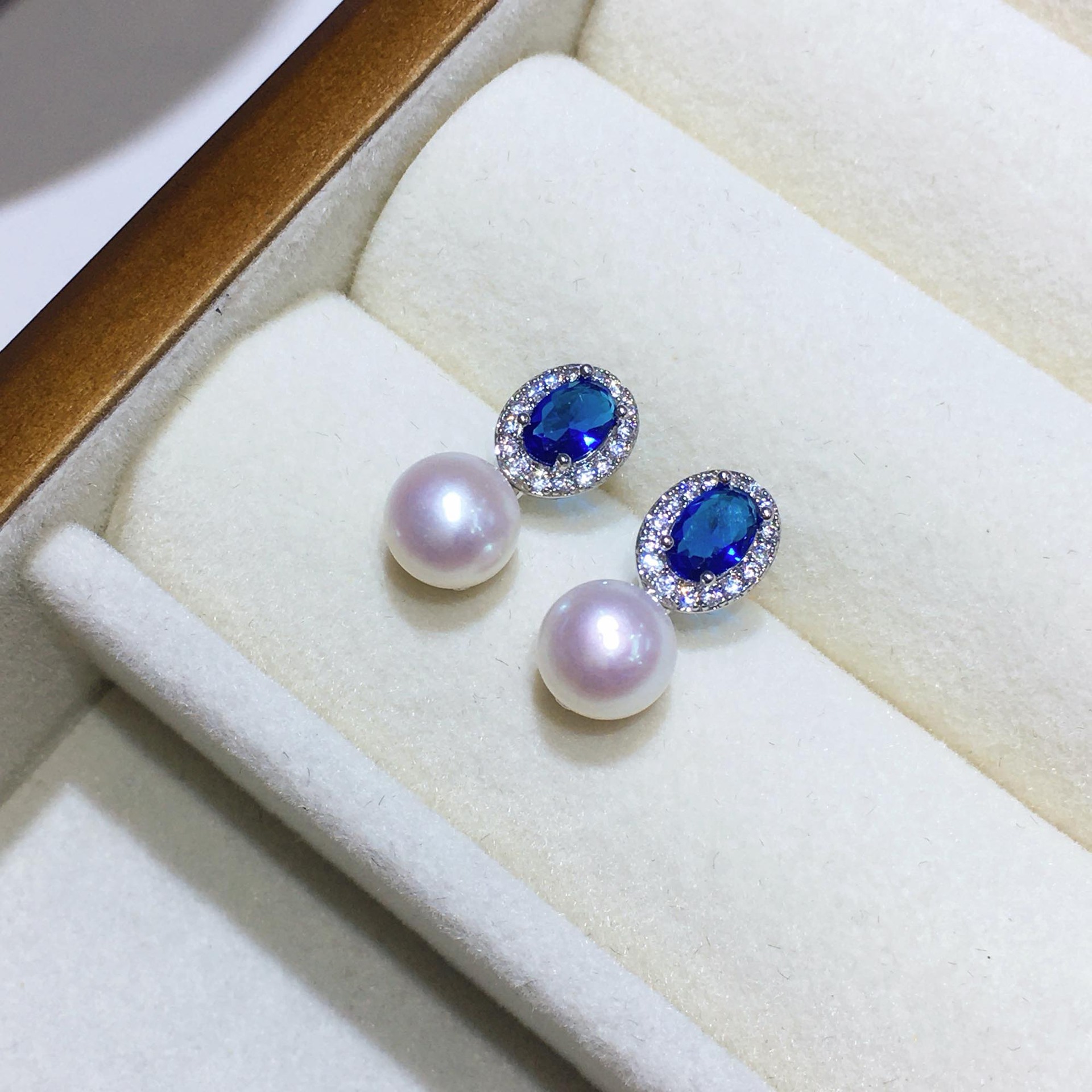 ����ʱ�и���tianȻ�������������˿������������ϵ�ж�������