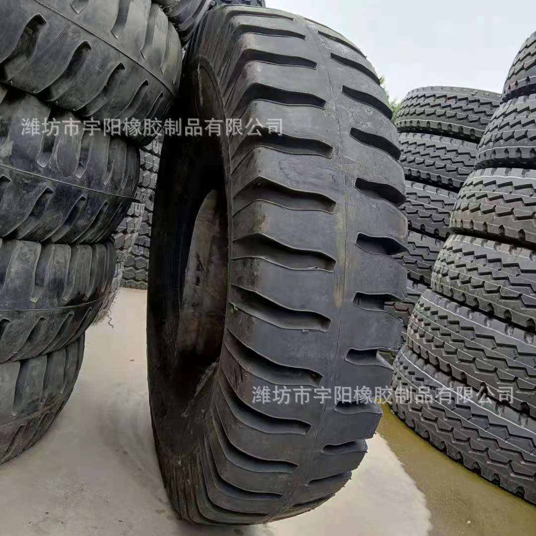 尼龙羊角花纹轮胎10.00-15 横向拖车轮胎