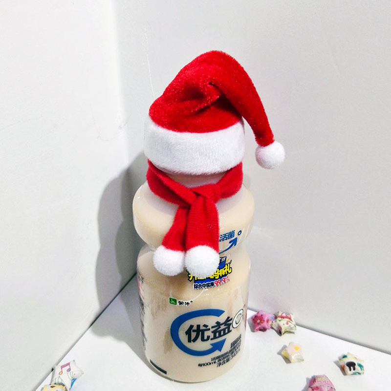 Festive red wine drink bottle decoration mini Christmas hat doll Christmas small hat scarf knife and fork accessories Festive red wine drink bottle decoration mini Christmas hat doll Christmas small hat scarf knife and fork accessories