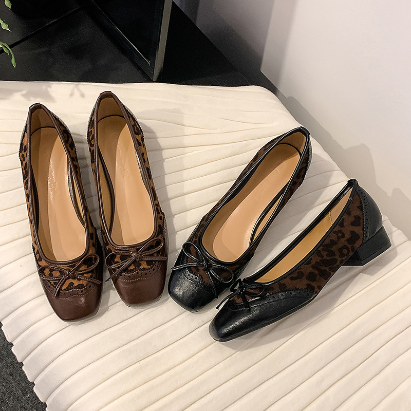 Zapatos franceses de tacones bajos zapatos de viento para mujeres 2024 primavera y otoño nuevos zapatos de trabajo de arco plano temperamento suave