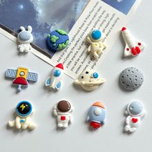 diy树脂配件宇航员飞机手机壳发饰水杯文具收纳盒装饰贴片批发