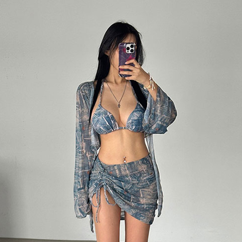 Swimwear Women's Split Bikini Four-piece Long Sleeve Blouse Sexy Pure Desire Girl's 2024 New Hot Spring Swimwear