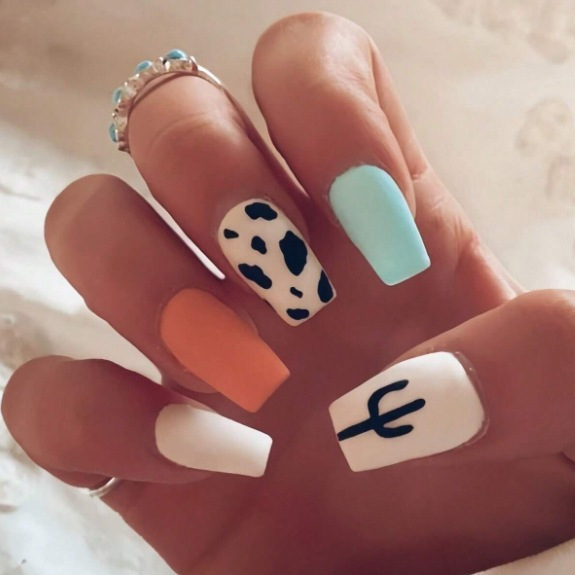 24 Pieces of Wearable Nail Nail Nail Wearing Nail Color Skumping Cow Pattern Fake Nail Extension Removable Nail Wholesale 24 Pieces of Wearable Nail Nail Nail Wearing Nail Color Skumping Cow Pattern Fake Nail Extension Removable Nail Wholesale