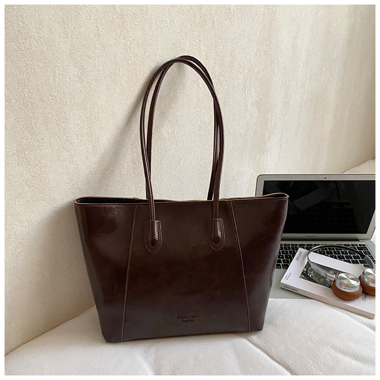 Bolso para mujeres 2025 nuevo estilo coreano retro bolso de hombro de alta humedad de moda de viaje al trabajo bolsa de gran capacidad